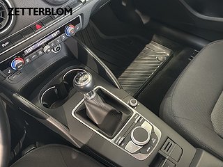 Halvkombi Audi A3 15 av 15