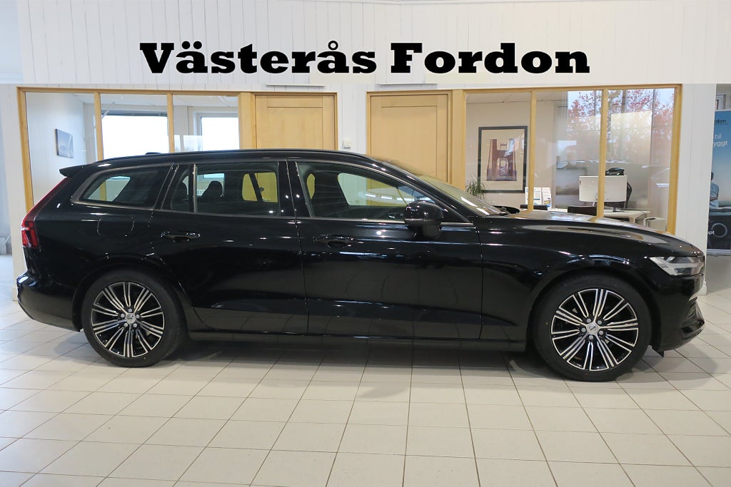 Volvo V60 D3 Momentum Kamrem Bytt Värmare Rattvärme Carplay