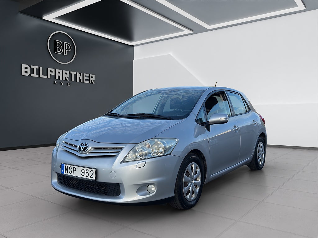 Toyota Auris 5-dörrar 1.4 D-4D Plus/Ny Servad/1 Brukare