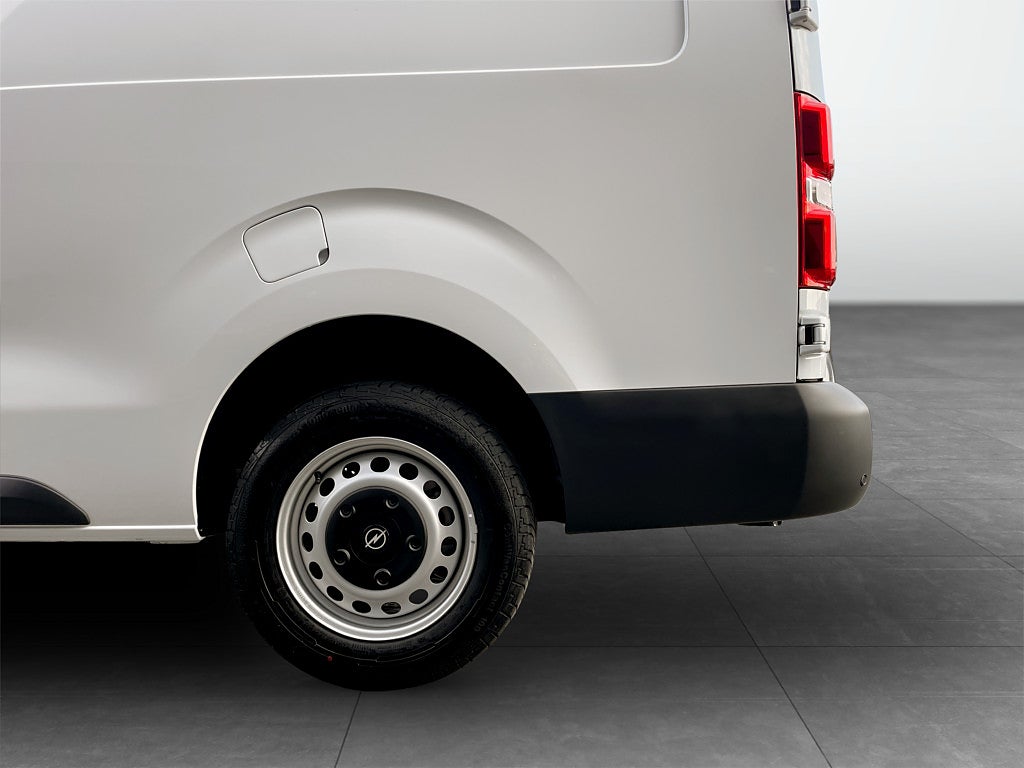 Bild på Opel Vivaro BlueHDi 180hk Aut L3 - Avdragbar moms