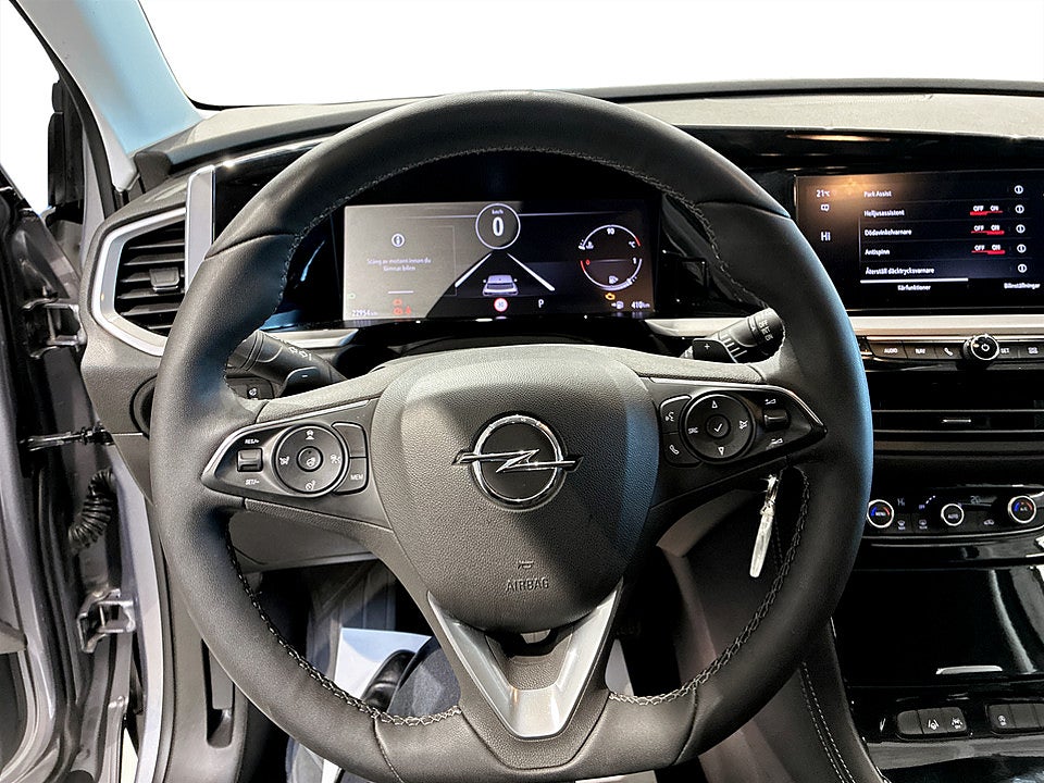 Bild på Opel Grandland SE Edition 1.2 Turbo 130hk Aut B-KAMERA NAVI