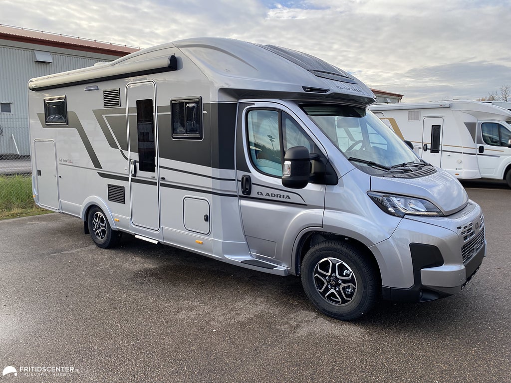 Adria MATRIX SUPREME 670 DL - Fiat MultiJet3 140HP /  HD 43H .