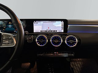 Mercedes-Benz CLA 200 7G-DCT Kamera Värmare Navi P-sens S&V