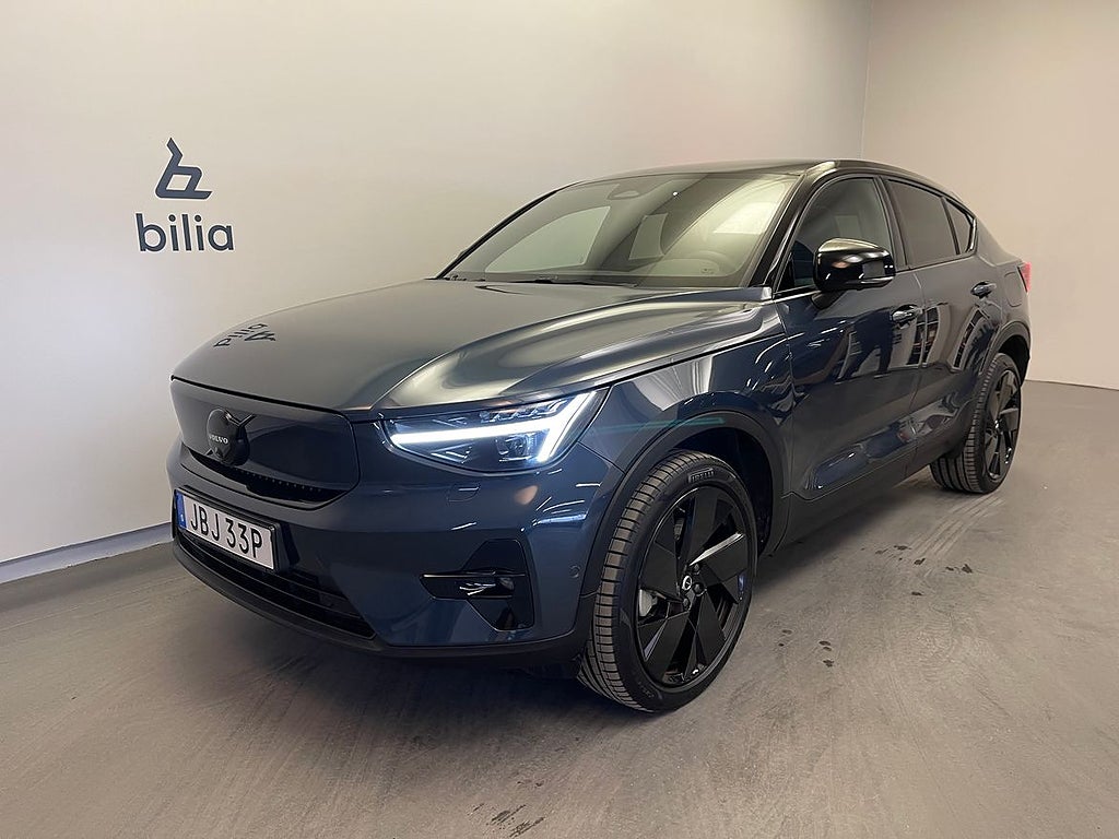 Volvo EC40 Twin Motor Performance Ultra Black / Loungepaket / Panoramaglast