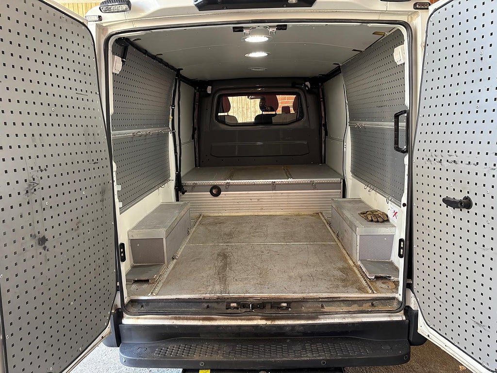 Iveco Daily 2021 - miniatyr 21