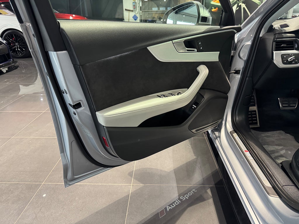 Audi RS4 Avant 2.9 TFSI V6 quattro 450 hk - bild 8