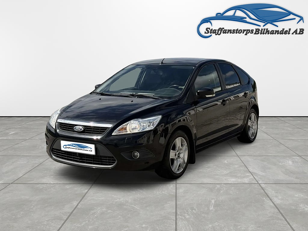 Ford Focus 5-dörrars 1.6 TDCi Platinum | DRAG | NYBES 