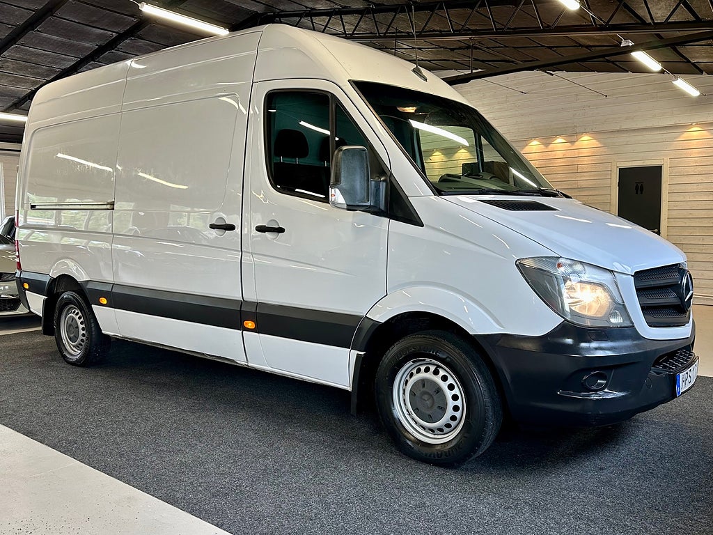 Mercedes-Benz Sprinter 211 CDI Skåpbil 7G-Tronic Plus-Drag-3-sits-114hk 