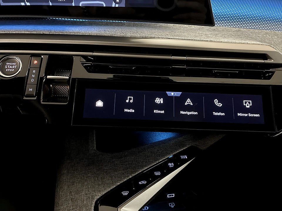 Bild på Peugeot 5008 GT Hybrid 145hk Aut 7-SITS B-KAMERA NAVI