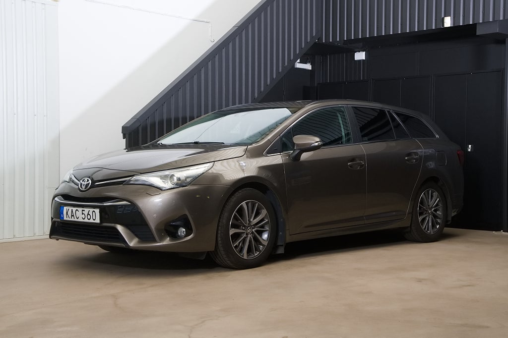 Toyota Avensis Kombi 1.8 Aut Active Plus Drag | S&V hjul | Backkamera
