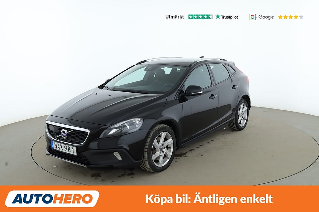 Volvo V40 Cross Country D3 Momentum / Värmare, VOC, GPS