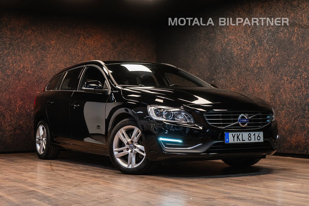 Volvo V60 D5 Plug-in Hybrid AWD Momentum | Värmare | VOC