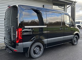 Transportbil - Skåp Mercedes-Benz Sprinter 3 av 17