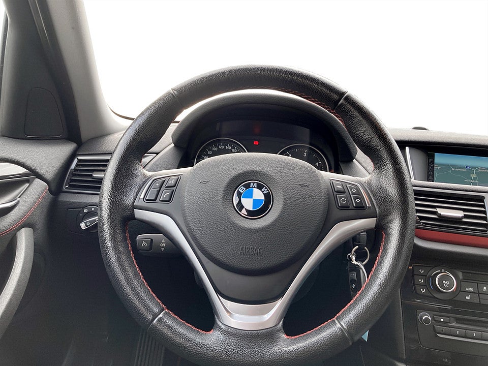 Bild på BMW X1 Sport Line xDrive20d 184hk Aut AWD NAVI