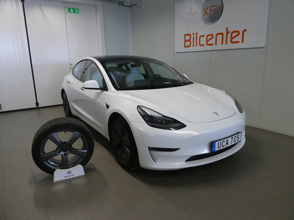 Tesla Model 3 Long Range AWD Skinn-Pano-Kamera-Navi-SoV