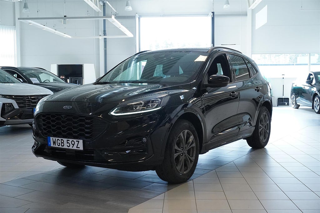 Ford Kuga ST-Line Plug-In Hybrid E-Cvt, 225hk, 2022 Drag | Ränta 3,95%