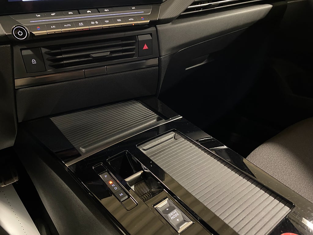 Bild på Opel Astra GS ST 1.2 Turbo 130hk AUT - BACKKAMERA, NAV