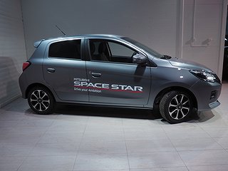 Halvkombi Mitsubishi Space Star 3 av 20