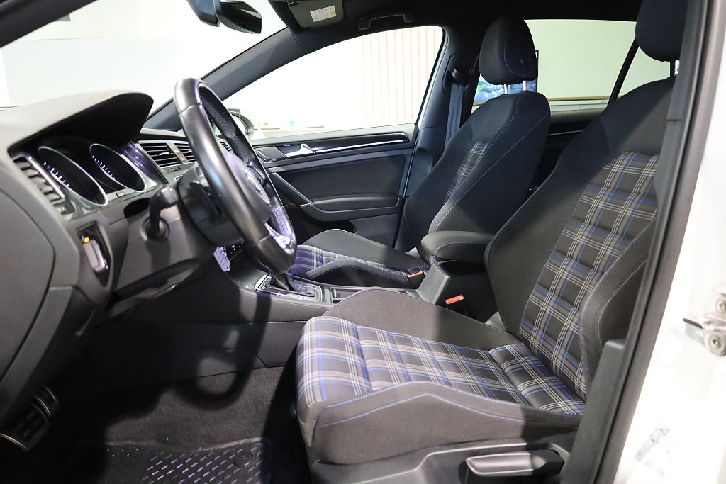 Volkswagen Golf GTE 1,4 TSI Plug-In-Hybrid PDC Blåtand 2017