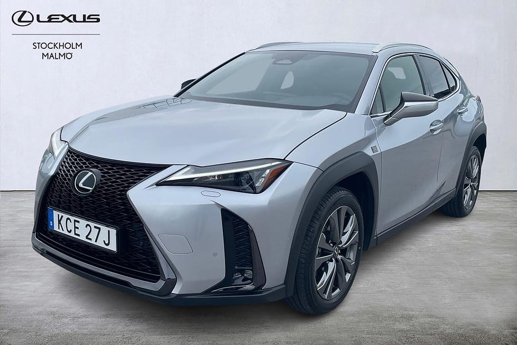 Lexus UX F Sport Design Navigation Parkeringsvärmare
