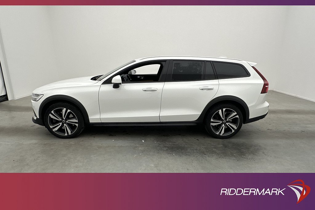 Volvo V60 Cross Country D4 200hk AWD Värm Skinn Kamera VOC