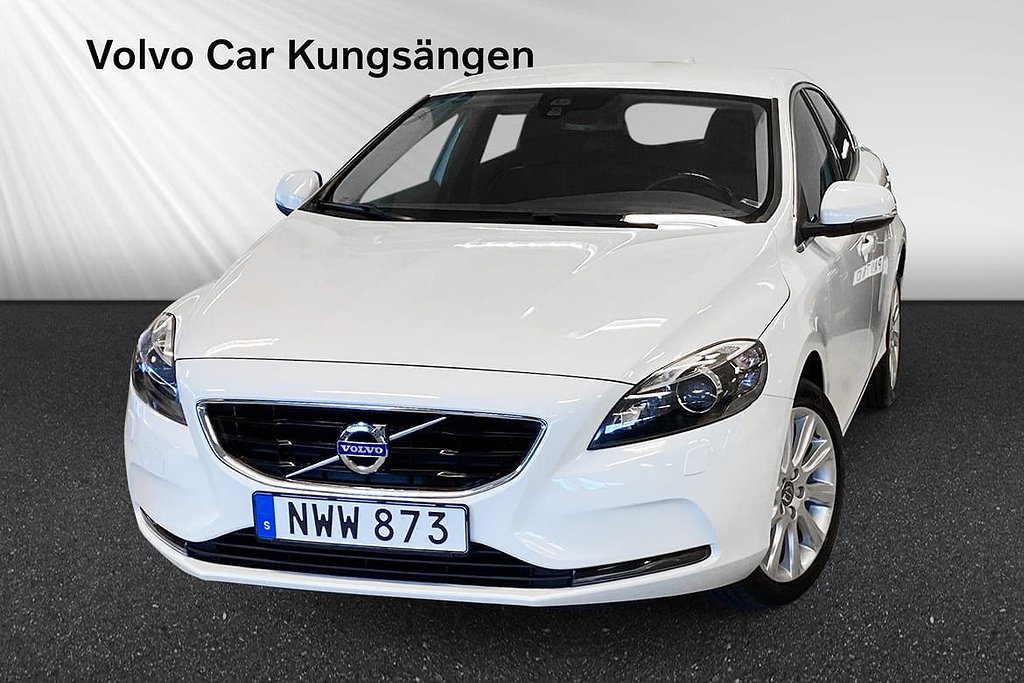 Volvo V40 D3 Momentum Business Edition Drag VOC Farth