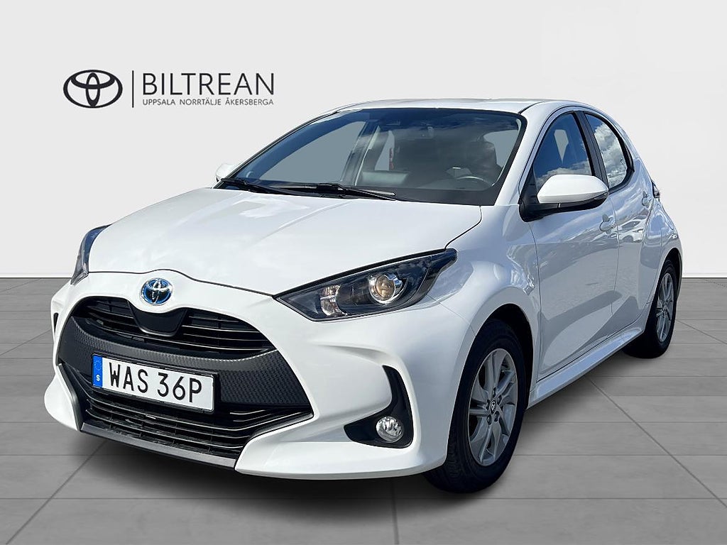 Toyota Yaris 1.5 Hybrid Active Komfortpaket Vinterhjul Ingår!