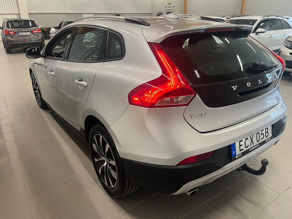 Volvo V40 Cross Country D3 Geartronic Pro Edition Drag VOC Backkamera thumbnail