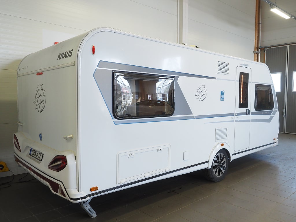 Knaus Südwind 580 UE 60 Years Edition ALDE Solcell Låga långbäddar 2021