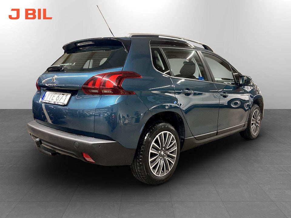 Bild på Peugeot 2008 Active 1.2 PT 82hk - P-SENSORER, DRAG