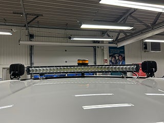 Toyota Hilux Dubbelhytt 2.4 AWD MOMS/Kamera/Drag/D&M-värmare/LEDramp