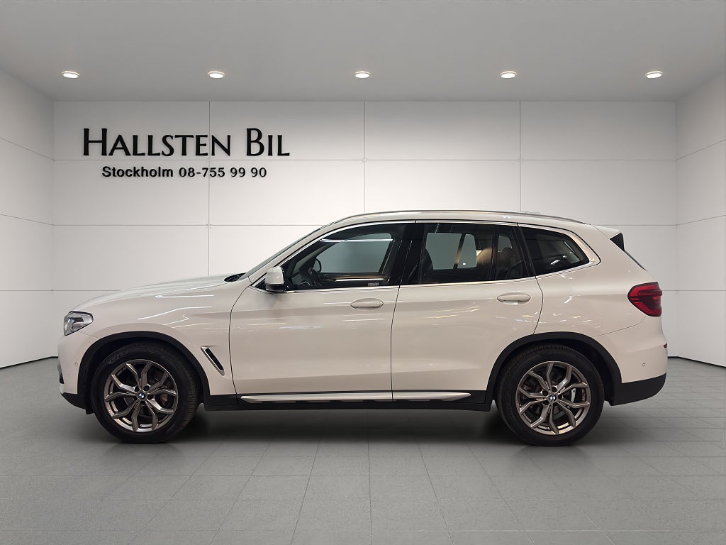 BMW X3 30i xDrive xLine Drag Kamera Värmare Svensksåld 