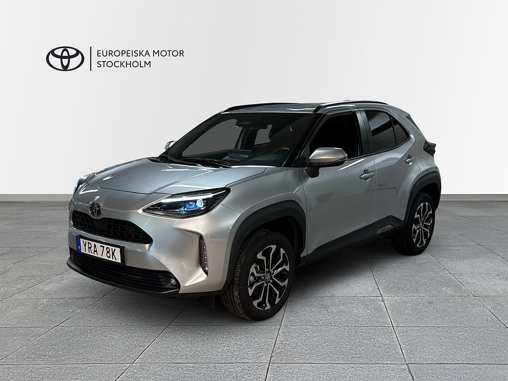 Toyota Yaris Cross 1,5 HYBRID 115 ACTIVE PLUS SÄKERHETSPKT-V-hjul/Helgklip