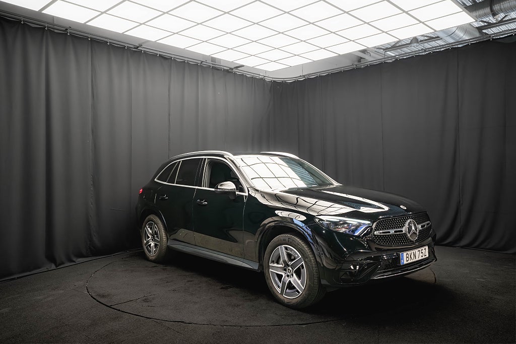 Mercedes-Benz GLC 300 d e 4M AMG DRAG DIGITALA-LED 98% SoH MOMS 1-ÄGARE