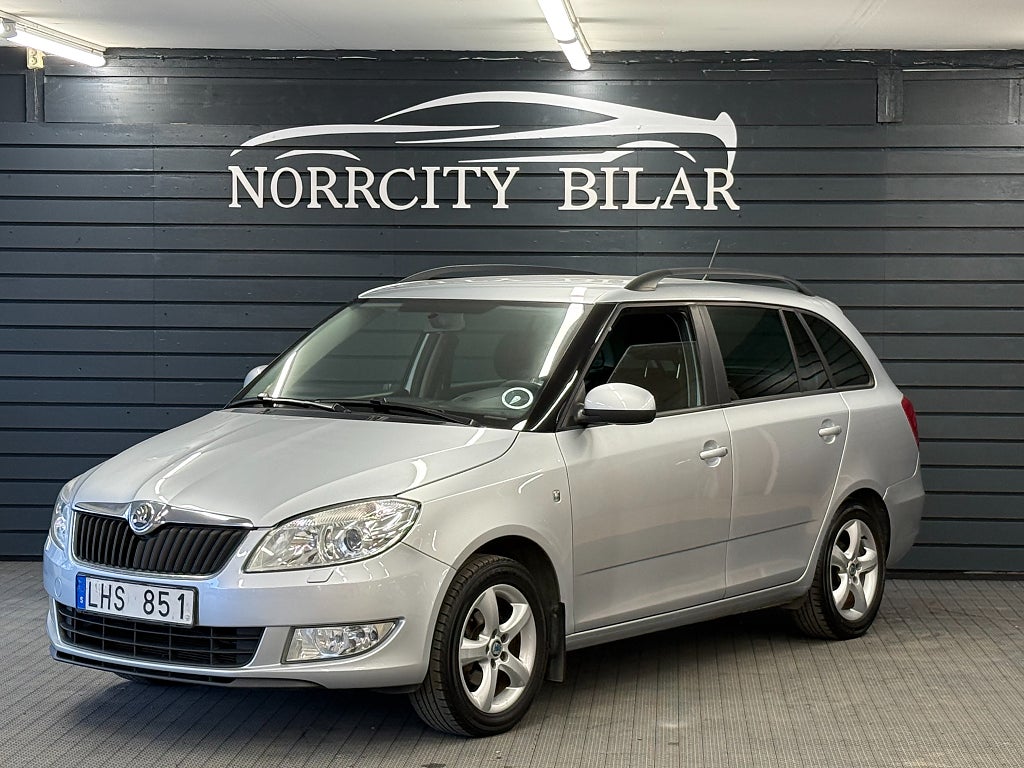 Skoda Fabia Kombi 1.2 TSI Ambition / Nybesiktigad