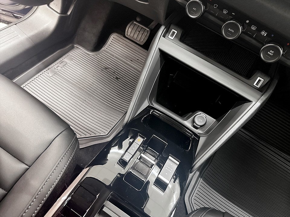 Bild på Citroën C4 Max PureTech 130hk Aut - OMGÅENDE LEVERANS!