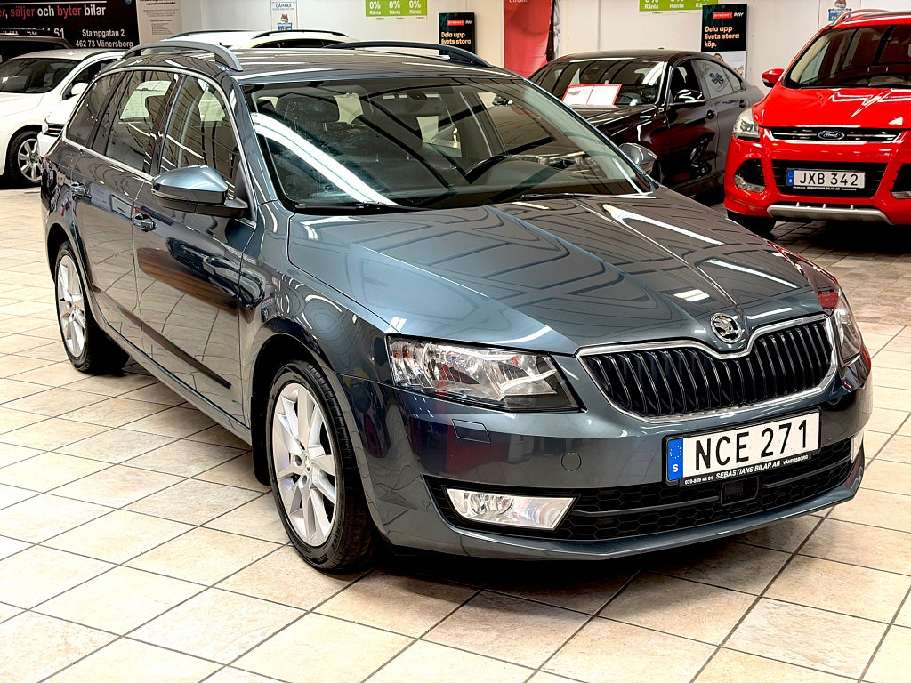 Skoda Octavia Kombi 1.2 TSI Ambition Drag Välvårdad 