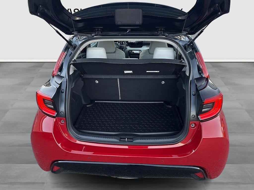 Toyota Yaris 2022 - miniatyr 11