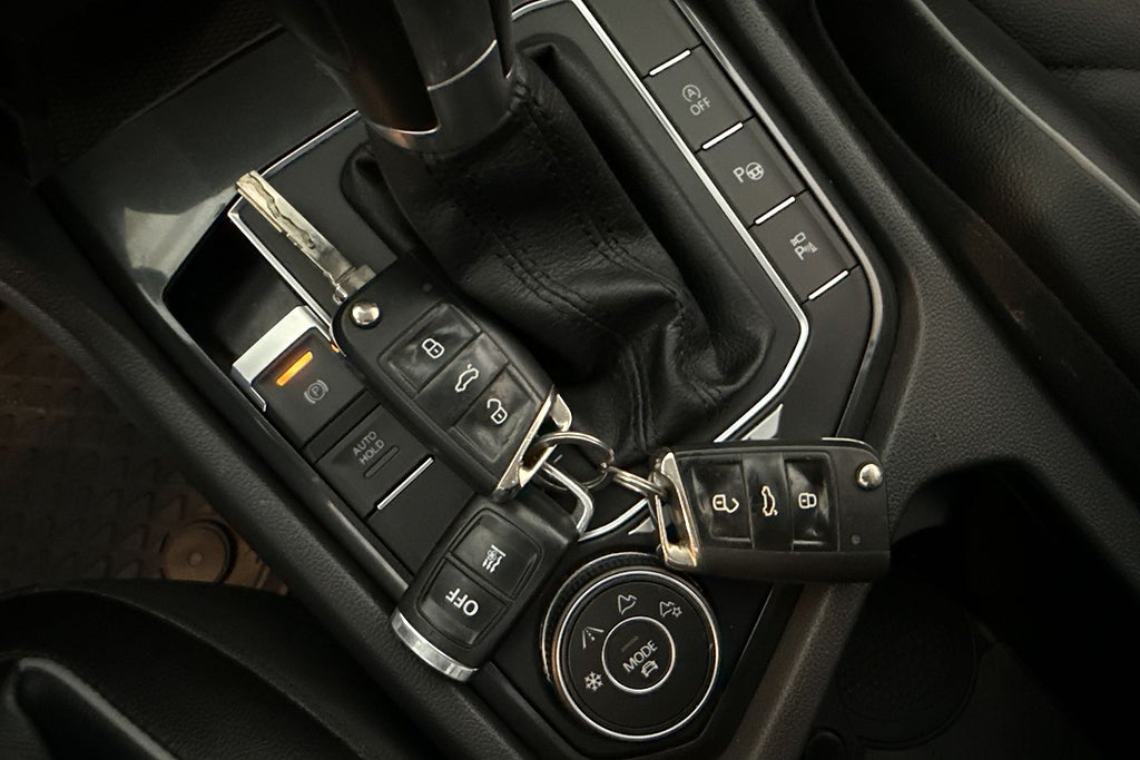 Volkswagen Tiguan 2.0 TDI DPF SCR 4Motion GT Skinn Dynaudio Drag Kamera  miniatyr 13