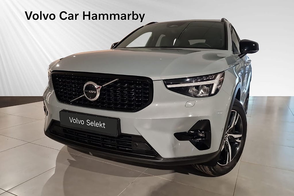 Volvo XC40 B3 FWD Bensin Plus Dark