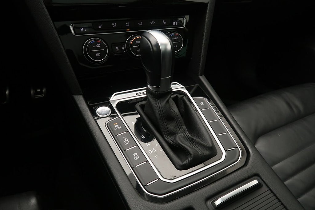 Volkswagen Passat Alltrack 2017 - miniatyr 15