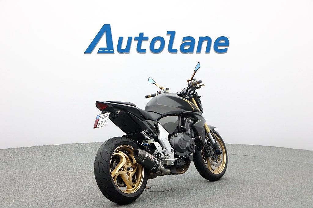 Honda CB1000R* Nyservad* ink ventiler