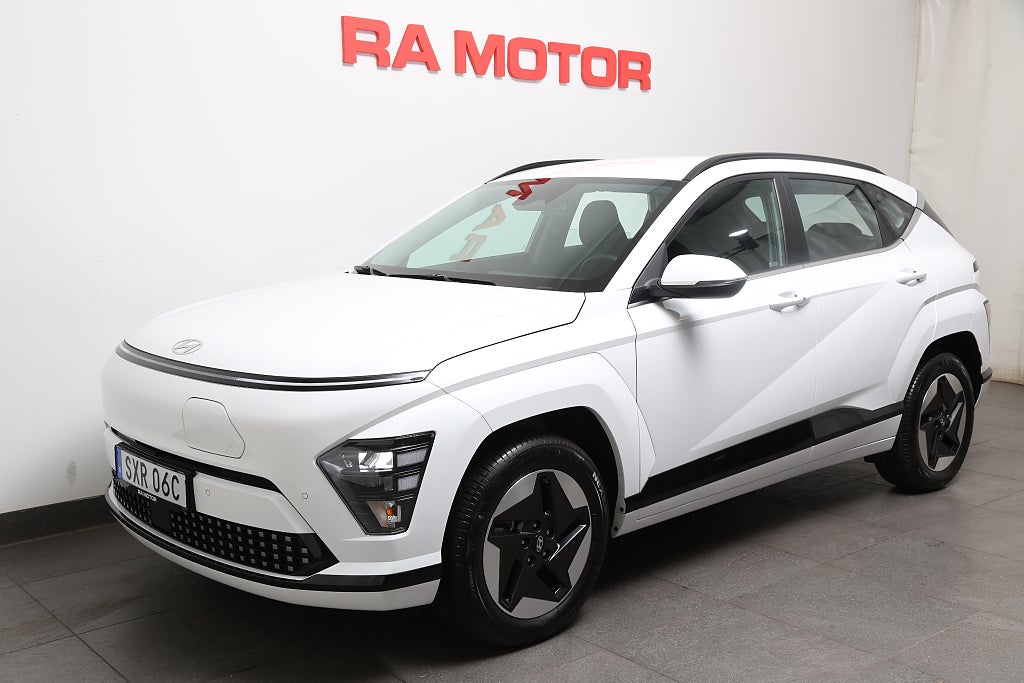 Hyundai Kona Electric Long Range Essential 512km räckvidd | Moms 2026