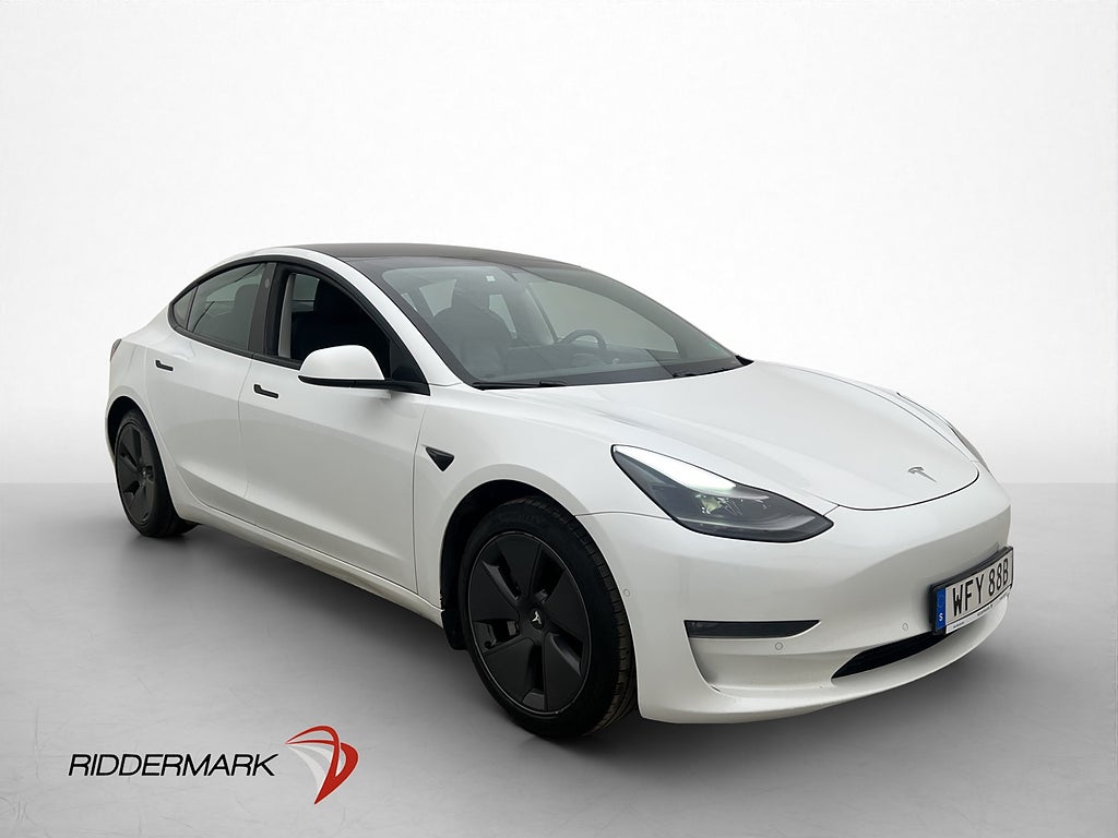 Tesla Model 3 Longe Range AWD AP Pano Värmare Kamera Skinn