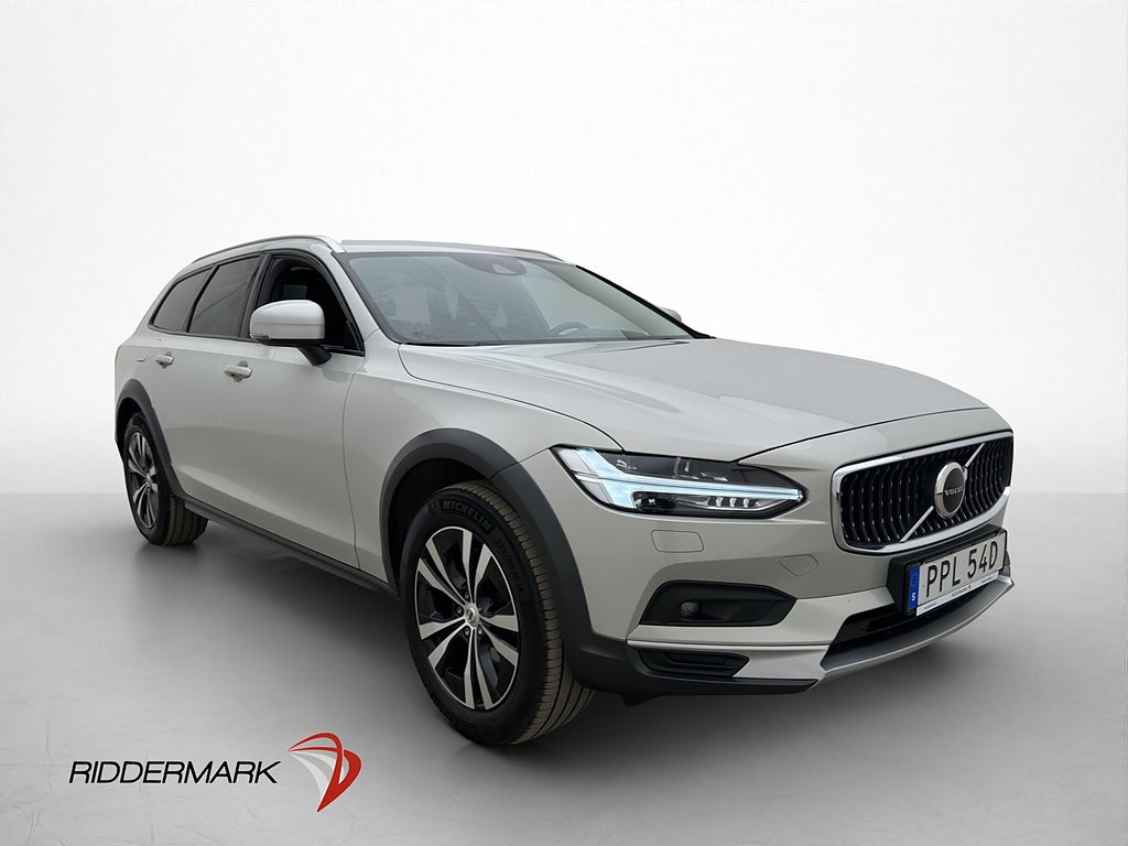 Volvo V90 Cross Country B4 197hk AWD Värmare VOC Kamera Drag
