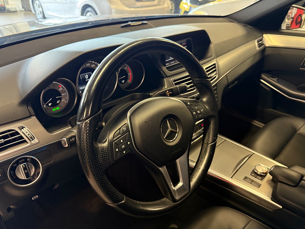Mercedes-Benz E220 2014 - miniatyr 12