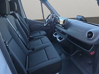 Transportbil - Skåp Mercedes-Benz Sprinter 4 av 12