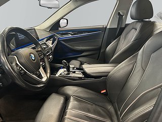 BMW 530e iPerformance Sport line S&V-hjul/Navi/Kamera/Pvärm