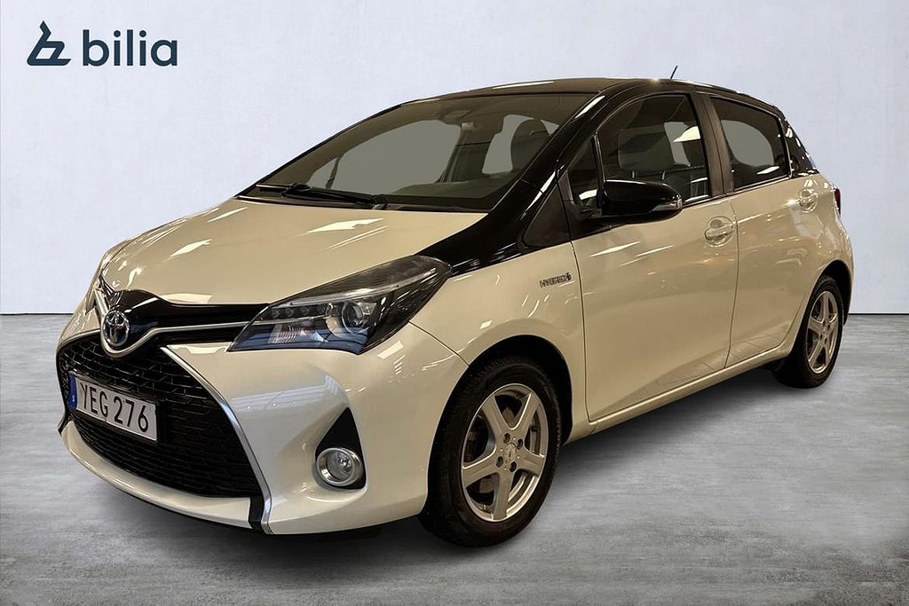 Toyota Yaris Hybrid 1,5 Style Comfort Pack Nyservad V-Hjul