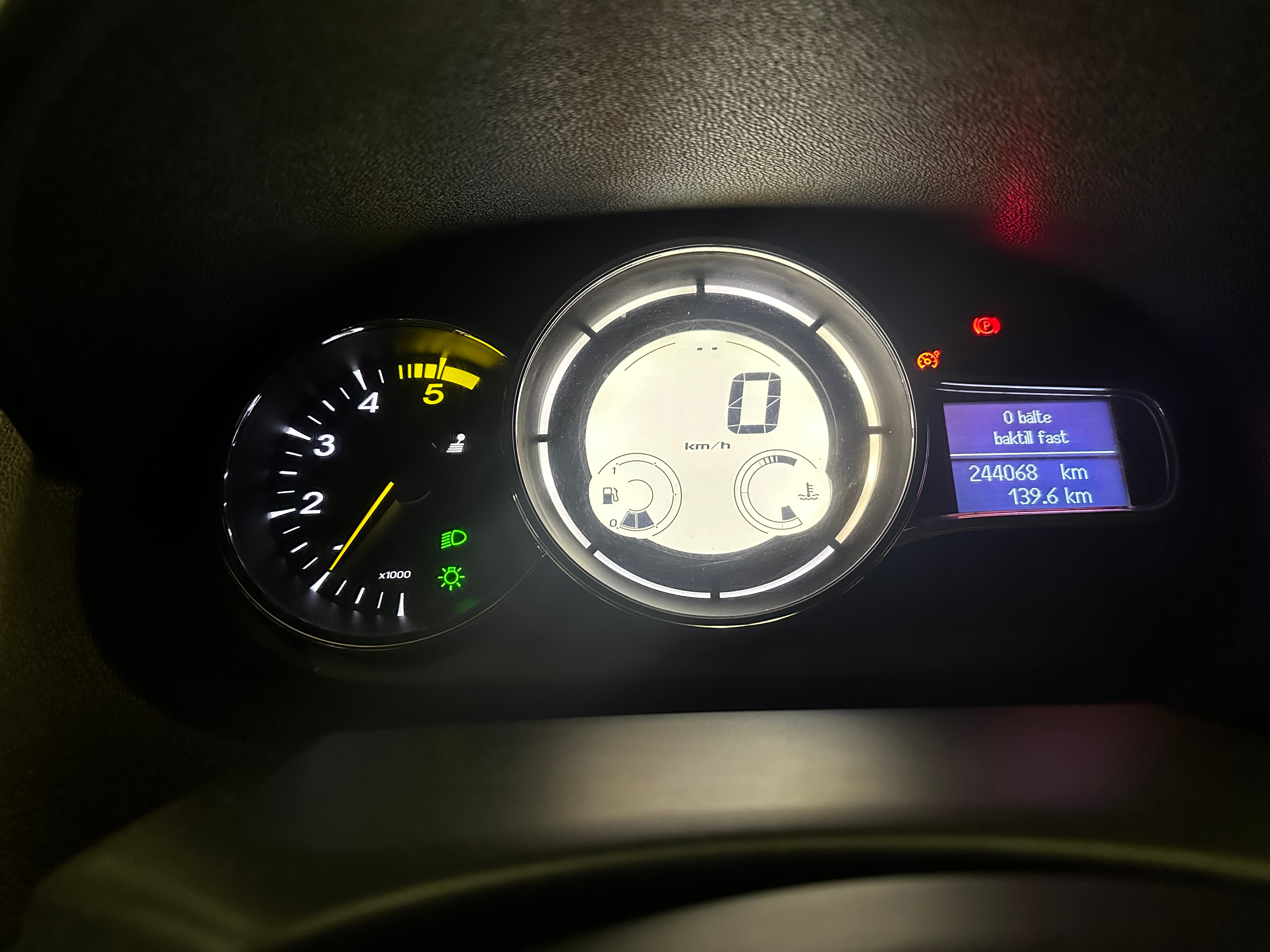 Renault Megane 2015, bild 6/37